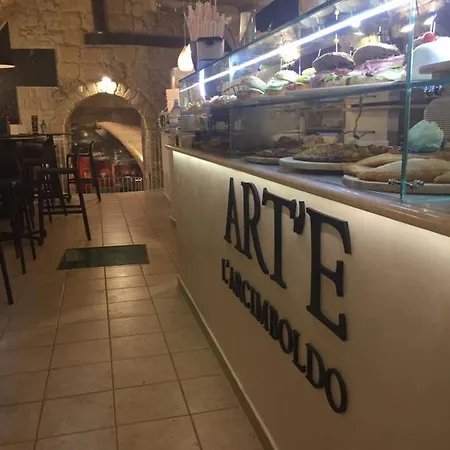 Alojamento de Acomodação e Pequeno-almoço Arte' Trani